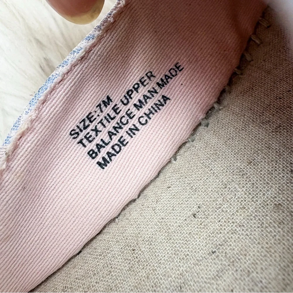 Soft Surroundings Jewel Pearl Floral Jacquard Slip On Mule Espadrilles Pink Blue